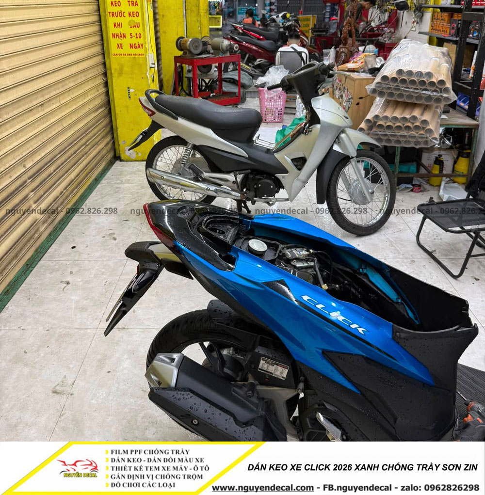 D&aacute;n keo xe Click 2026 xanh chống trầy sơn zin