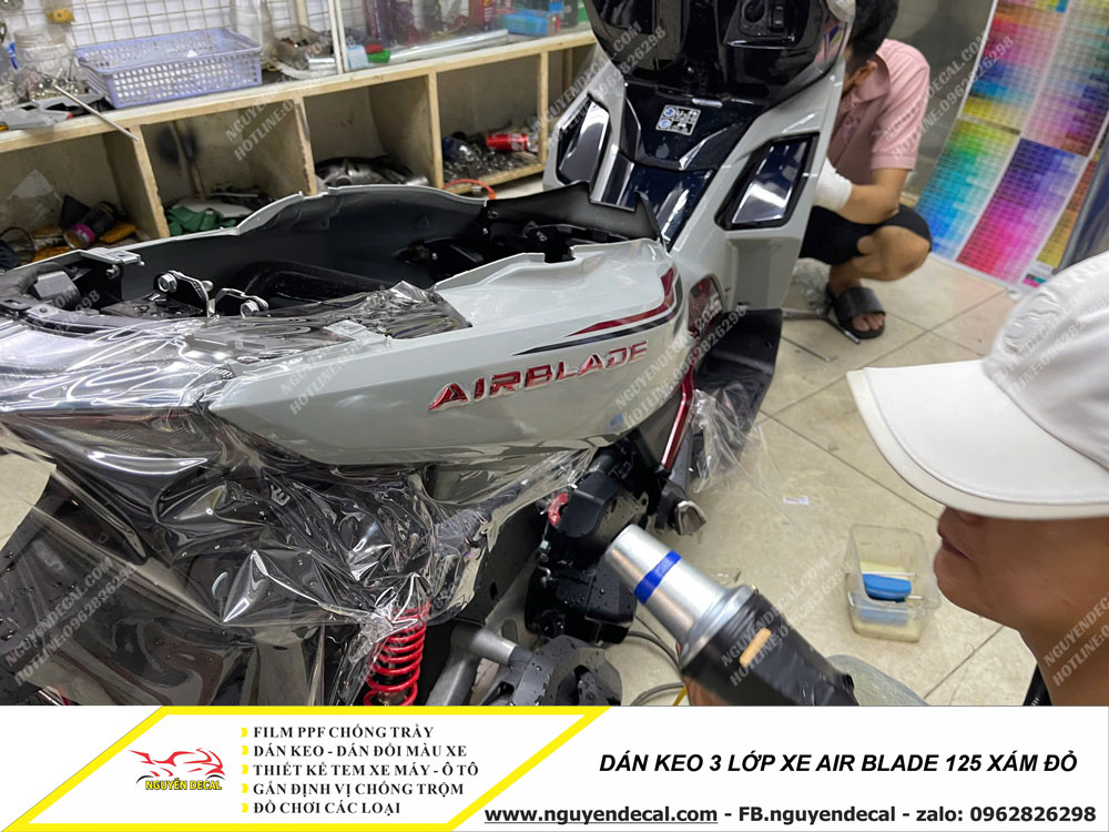 Dán keo 3 lớp xe Air Blade 125 xám đỏ