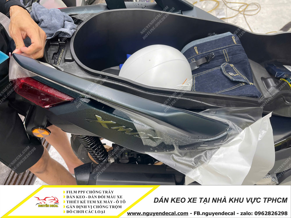 Dán keo xe tại nhà khu vực TpHCM Dán keo xe tại nhà khu vực TpHCM