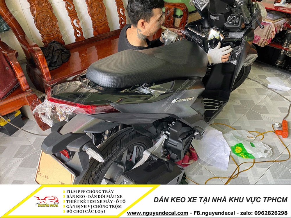 Dán keo xe tại nhà khu vực TpHCM Dán keo xe tại nhà khu vực TpHCM