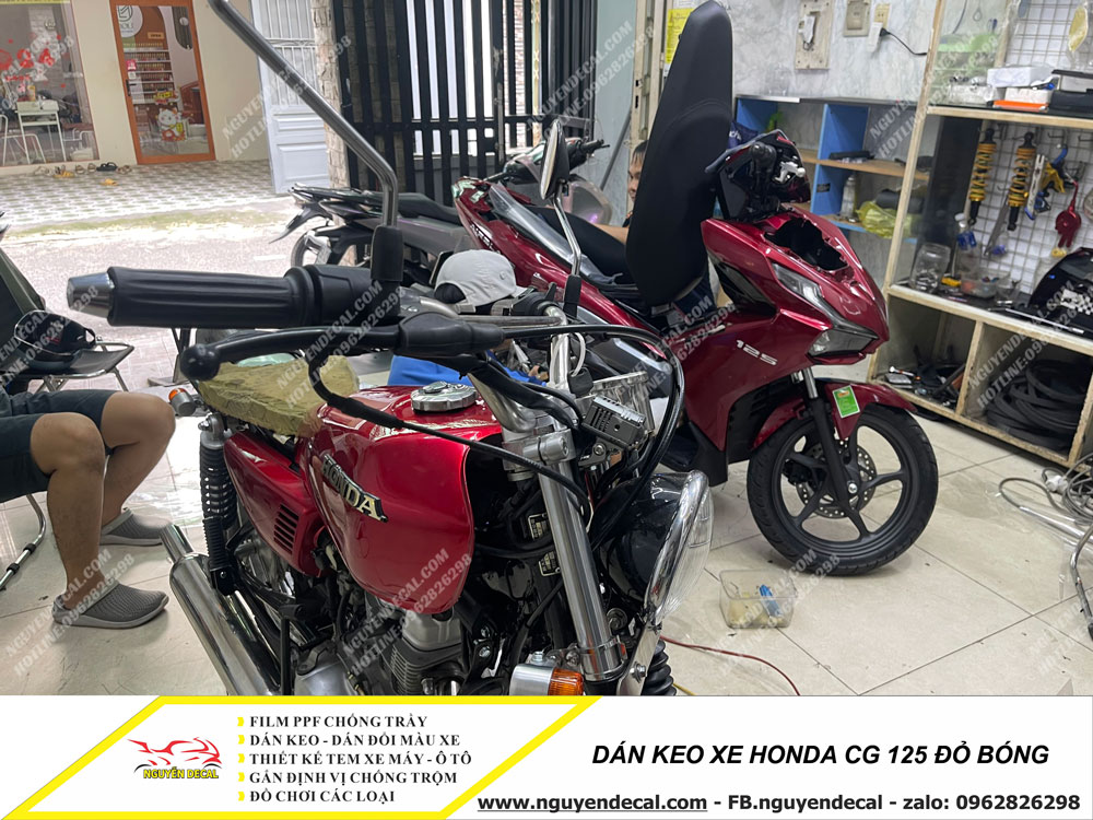 Dán keo xe Honda CG 125 đỏ bóng