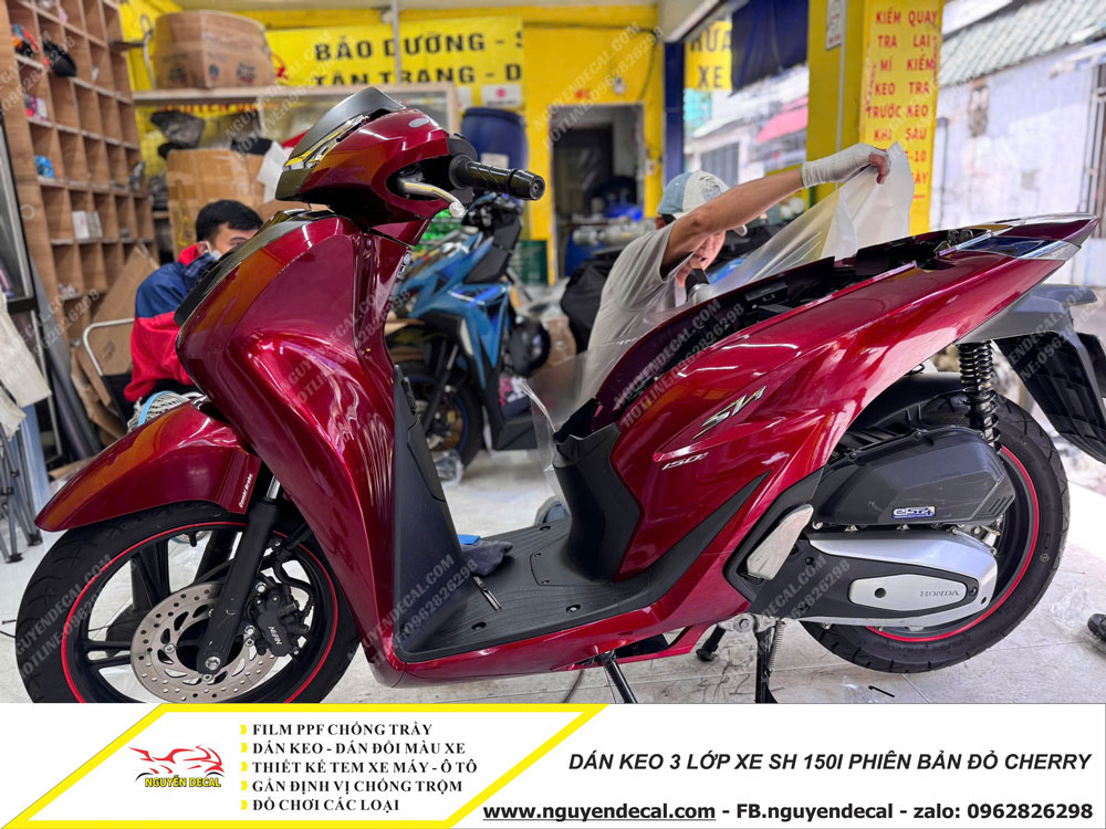 Dán keo 3 lớp xe Sh 150i đỏ cherry Dán keo 3 lớp xe Sh 150i đỏ cherry