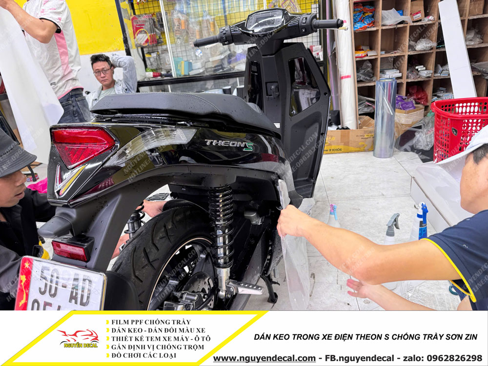 Dán keo xe điện Theon S Dán keo xe điện Theon S