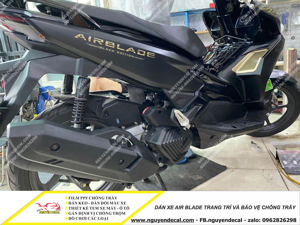 Các kiểu dán xe Air Blade trang trí và bảo vệ