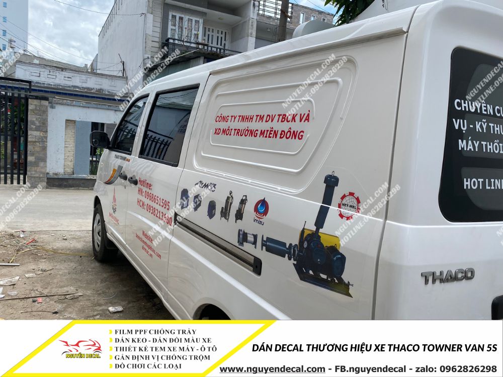 Dán decal thương hiệu xe Thaco Towner Van 5S 