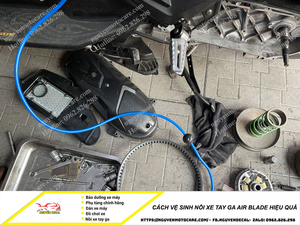 Bảo dưỡng nồi xe tay ga AB: Đảm bảo an toàn và tiết kiệm nhiên liệu Cach-ve-sinh-noi-xe-tay-ga-air-blade-hieu-qua-nhat-2