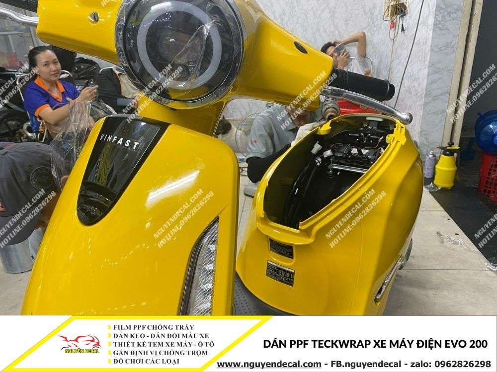Dán PPF Teckwrap xe máy điện EVO 200 bảo vệ chống trầy