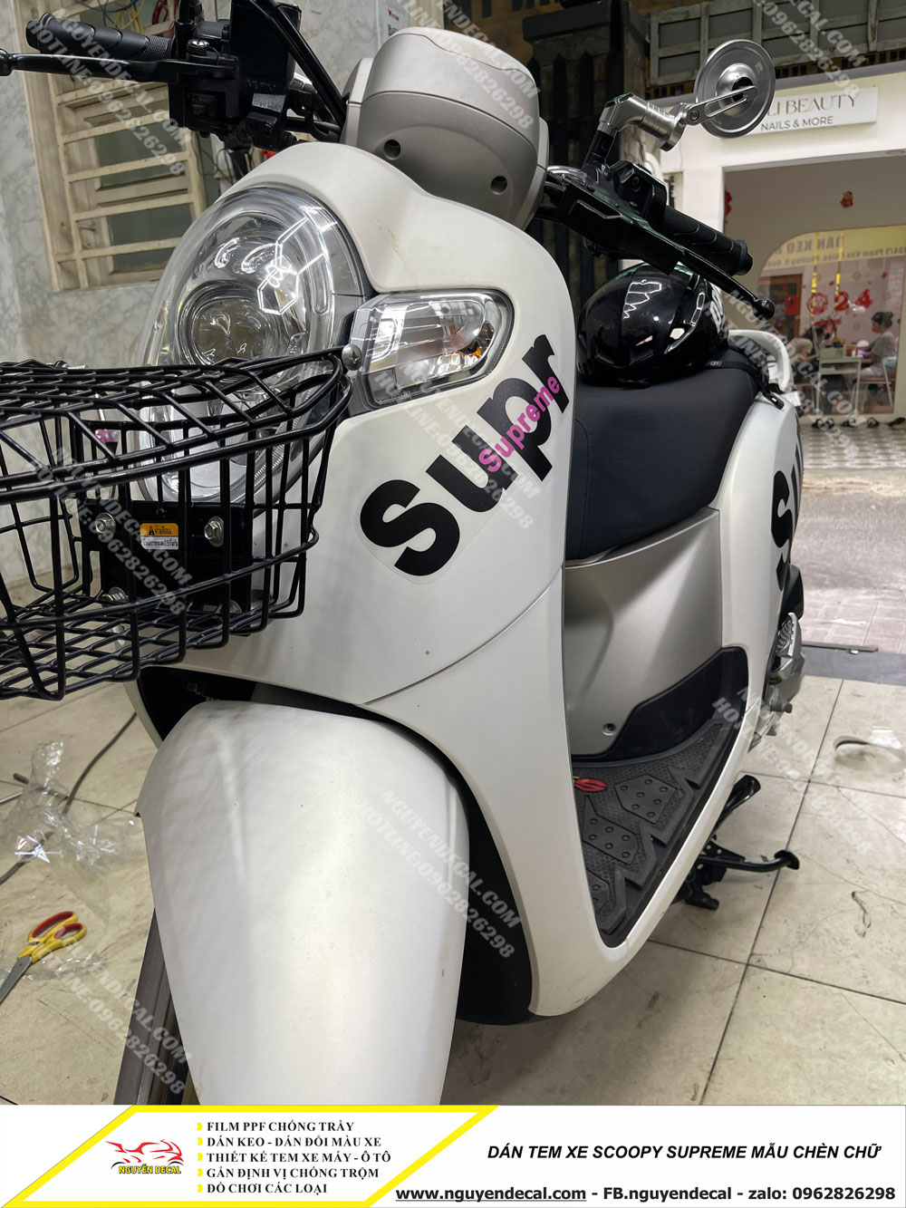 Tem xe Scoopy Supreme mẫu chèn chữ