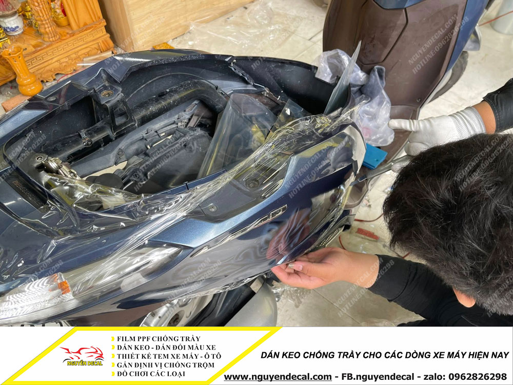 Dán keo chống trầy cho các dòng xe máy hiện nay