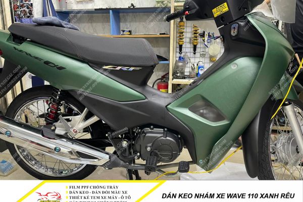 Dán keo nhám xe Wave 110 xanh rêu