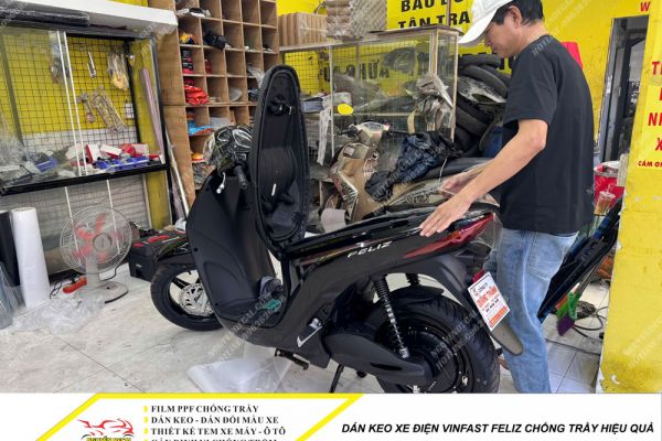 Dán keo xe điện Feliz chống trầy hiệu quả