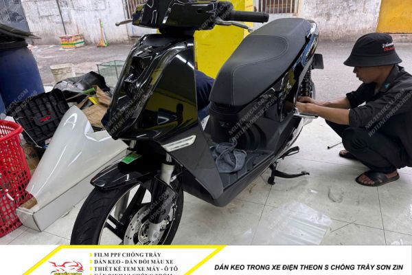 Dán keo xe điện Theon S chống trầy sơn zin