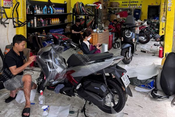 Dán PPF xe Air Blade 2025 125cc bảo vệ sơn zin