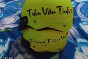 Tem chữ đen 