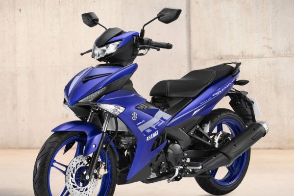Tem rời xe Exciter 150 Yamaha màu trắng xanh