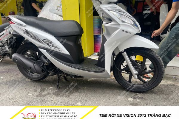 Tem rời xe Vision 2012 trắng bạc