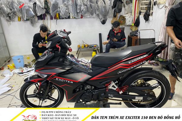 Giá xe Exciter 150 Matte Black  Xe máy Exciter 150 đen nhám hãng Yamaha